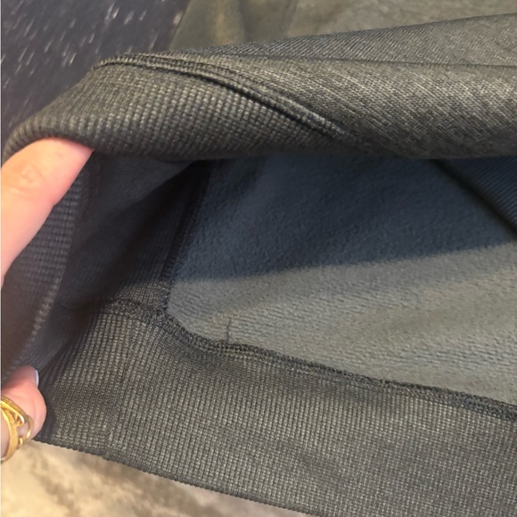 Under Armour Men's Gray Zip-Up Sweater - Picture 9 of 11